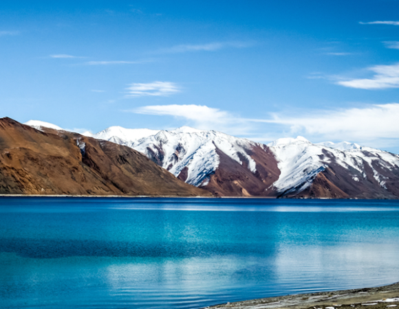 LADAKH  TOUR PACKAGE ( 5 NIGHTS & 6 DAYS )