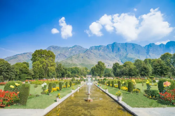 Nishat-bagh-kashmirhills.com-2