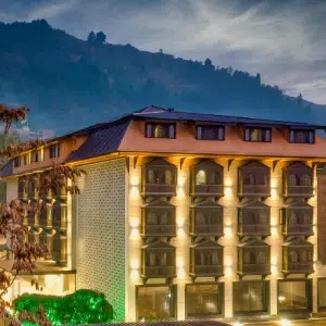 Hotel-Snowland-Sonamarg-kashmirhills.com_.jpg