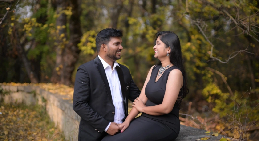 Pre-Wedding-Photography-in-Kashmir-2-1