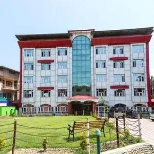 hotel-snow-PLace-kashmirhillls.com_.jpg